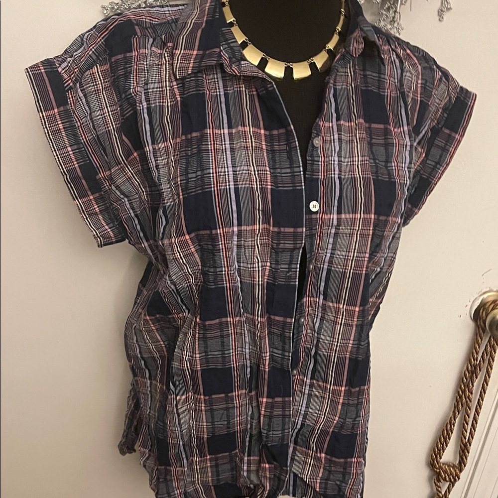LOFT Navy Blue and Pink Plaid Button-Up Short Sleeve Blouse